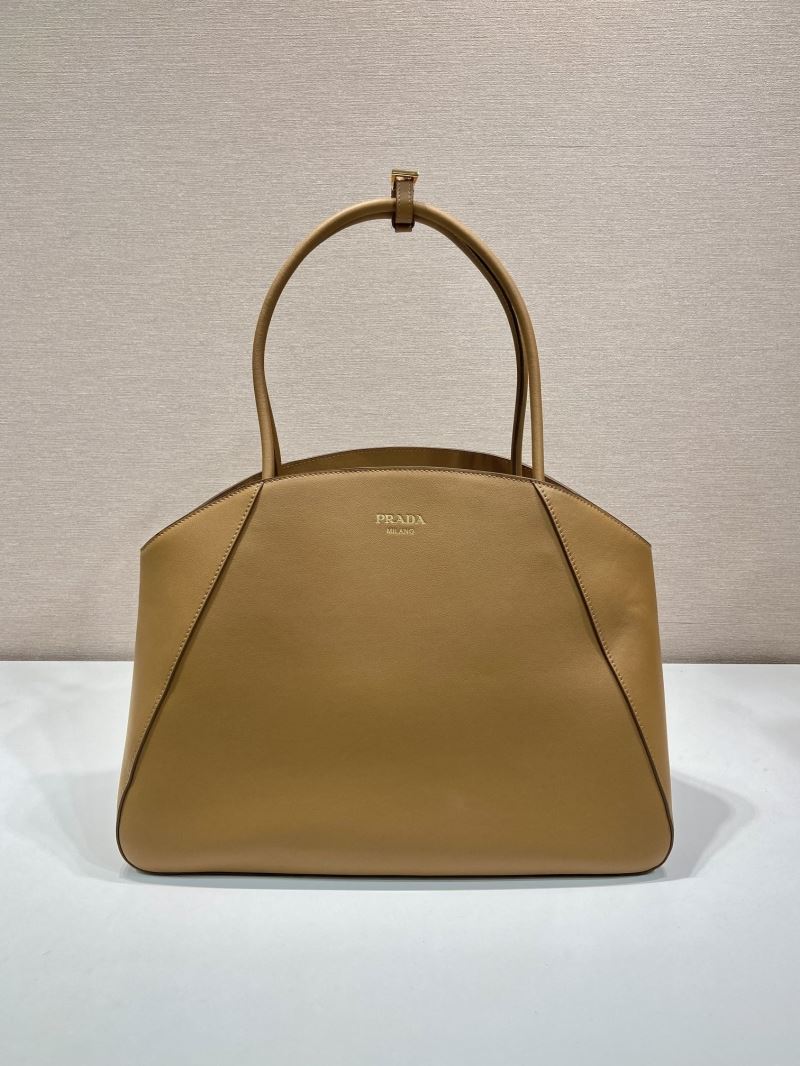 Pra*a tote bags